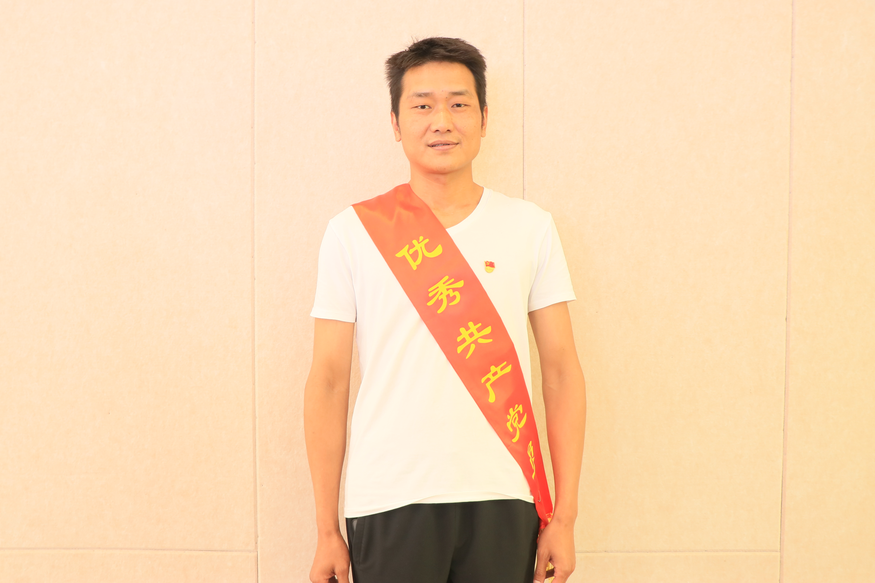 優(yōu)秀共產(chǎn)黨員 陳志均